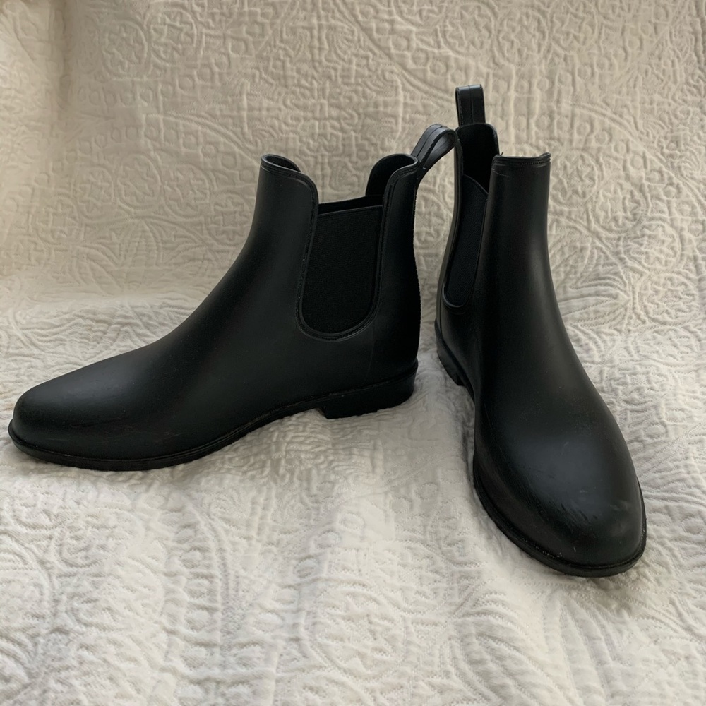 Chelsea rain boots